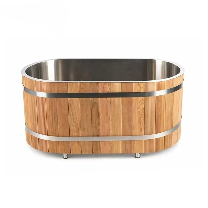 Spa And Wellness Hotel - Luxe roestvrijstalen koude duikbad met houten